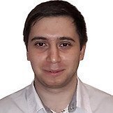 Врач Айрапетян Арсен Микаелович