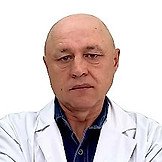 Врач Чуб Александр Дмитриевич