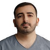 Врач Габриелян Артур Альбертович