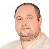 Врач Гуц Максим Владимирович