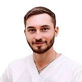 Врач Гусев Денис Вадимович