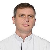 Врач Хасанов Руслан Александрович