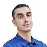 Врач Хассуна Адли Абдельхамид