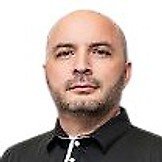 Врач Хатит Руслан Айдамирканович