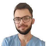 Врач Кляпко Максим Ярославович
