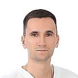 Врач Комаров Виталий Сергеевич
