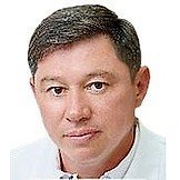 Врач Комаров Владимир Олегович