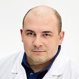 Врач Котелевский Максим Борисович