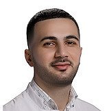Врач Ксенодохов Демис Васильевич