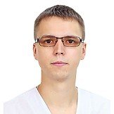 Врач Латошко Илья Олегович
