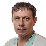 Врач Ленцов Роман Владимирович