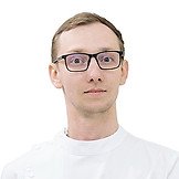 Врач Налесник Михаил Александрович