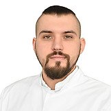 Врач Попов Валентин Валентинович