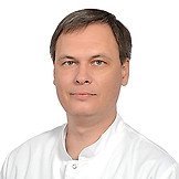 Врач Потешный Максим Иванович