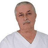 Врач Пузырев Пётр Львович