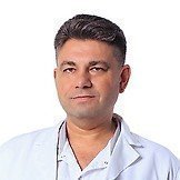 Врач Ростомов Максим Викторович