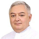 Врач Сайнароев Халид Хусенович