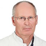 Врач Сахно Владимир Дмитриевич