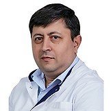 Врач Сиюхов Руслан Шумафович