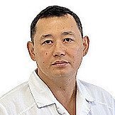 Врач Султанов Константин Георгиевич