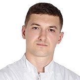 Врач Вяхов Даниил Викторович