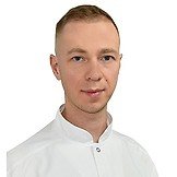 Врач Военбранд Кирилл Леонидович