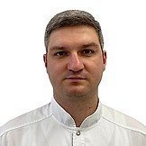 Врач Володченко Максим Александрович