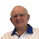 Врач Зарочинцев Валерий Фёдорович